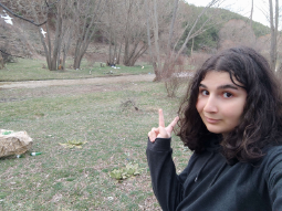 kız kardeşlerime sert yorumlar istiyorum